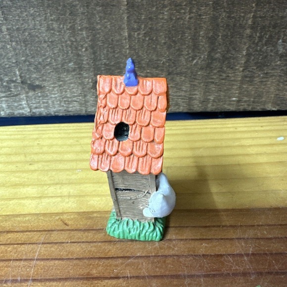 Midwest Importers Creepy Hollow Halloween Privy Possessed Outhouse - Picture 4 of 4